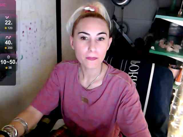 EvilFindomGoddess webcam