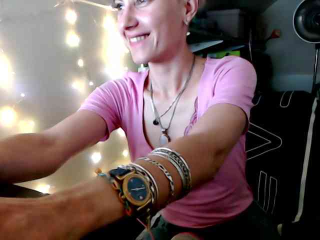 EvilFindomGoddess webcam