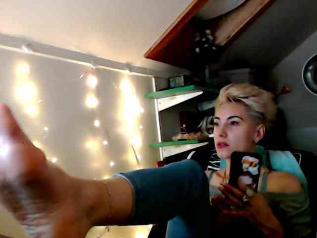 EvilFindomGoddess webcam