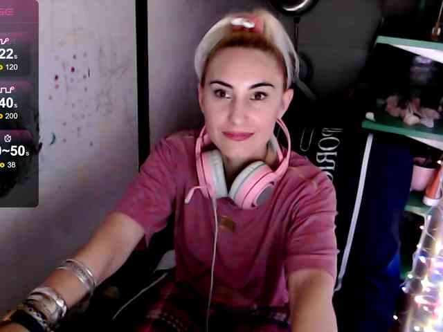 EvilFindomGoddess webcam