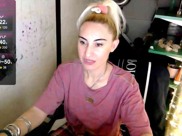 EvilFindomGoddess webcam