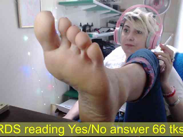 striptease live VoyeursRoom