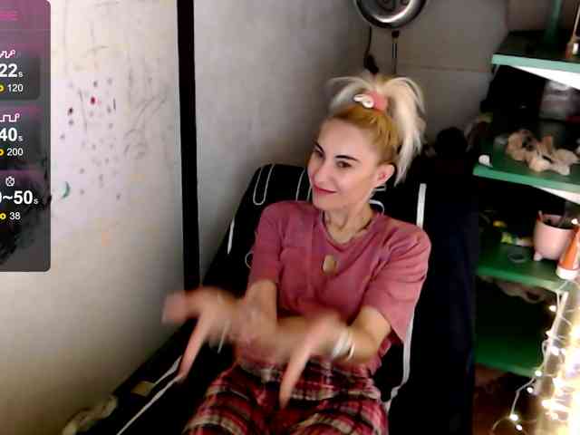 EvilFindomGoddess webcam