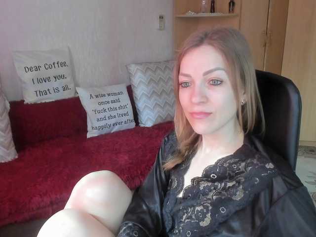 CherishSia's BongaCams show and profile