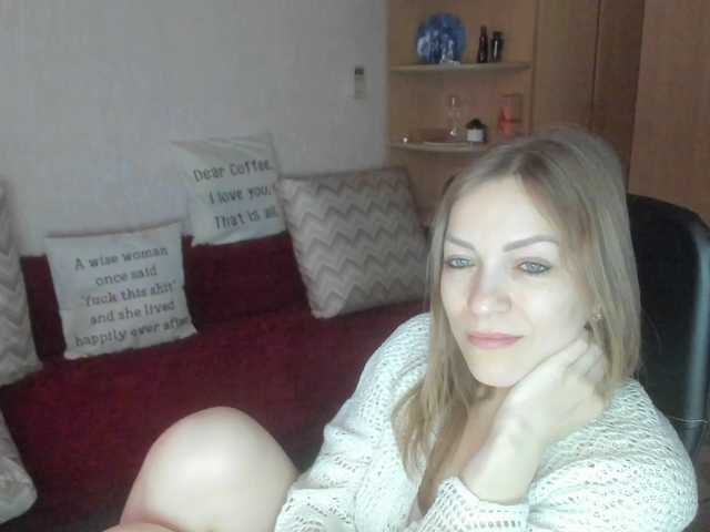 CherishSia's BongaCams show and profile