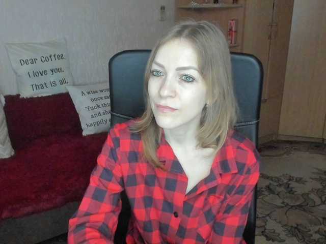 CherishSia's BongaCams show and profile