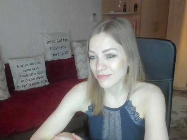 CherishSia's BongaCams show and profile