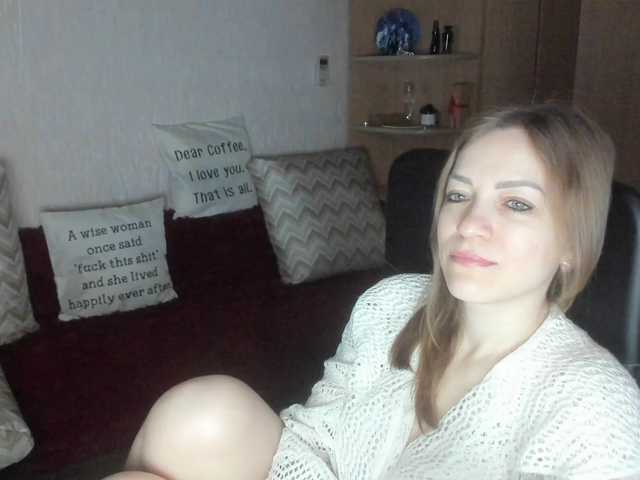 CherishSia's BongaCams show and profile