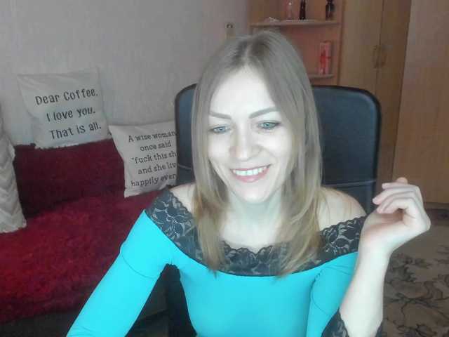 CherishSia's BongaCams show and profile