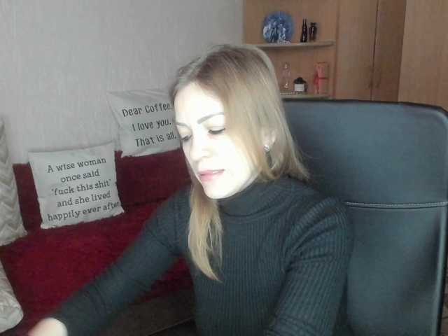 CherishSia's BongaCams show and profile