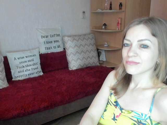 CherishSia's BongaCams show and profile