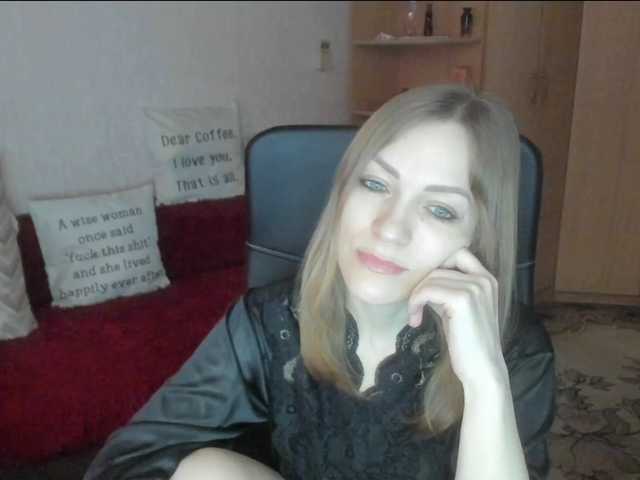CherishSia's BongaCams show and profile