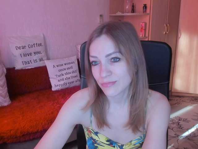 CherishSia's BongaCams show and profile