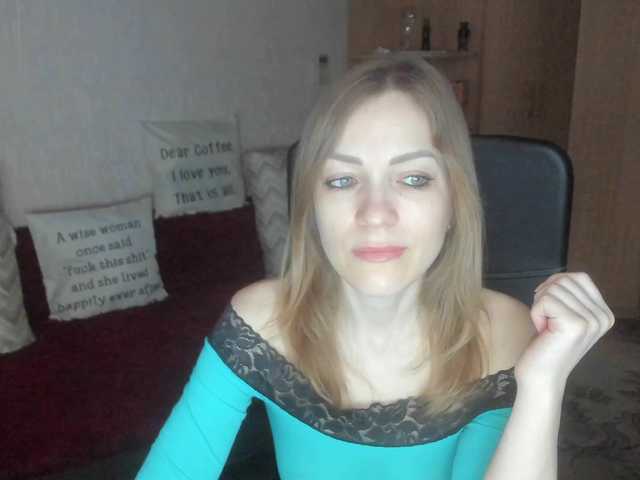 CherishSia's BongaCams show and profile