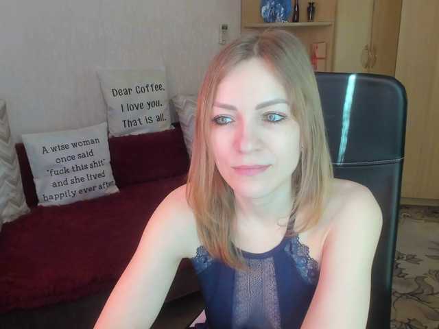 CherishSia's BongaCams show and profile