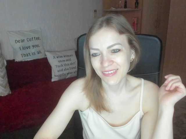 CherishSia's BongaCams show and profile