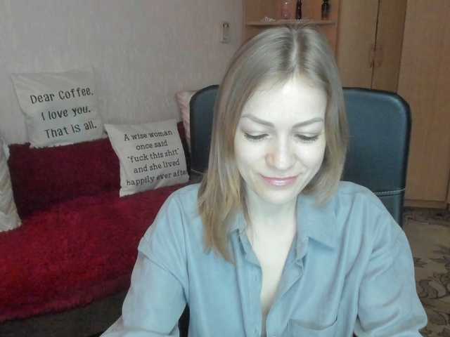 CherishSia's BongaCams show and profile