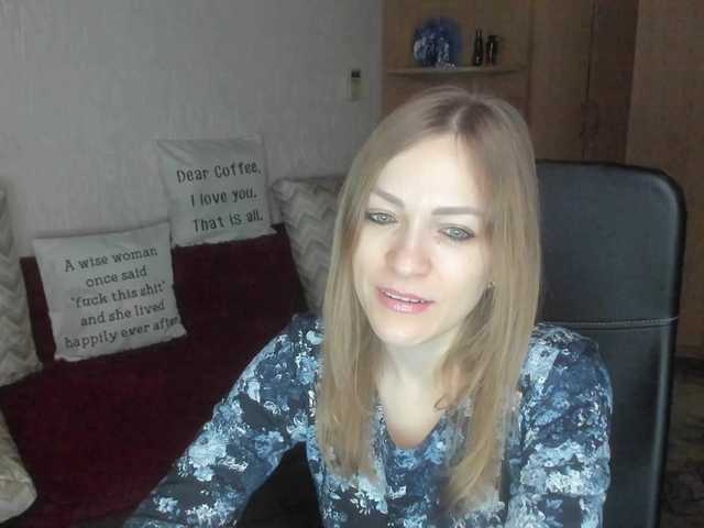 CherishSia's BongaCams show and profile