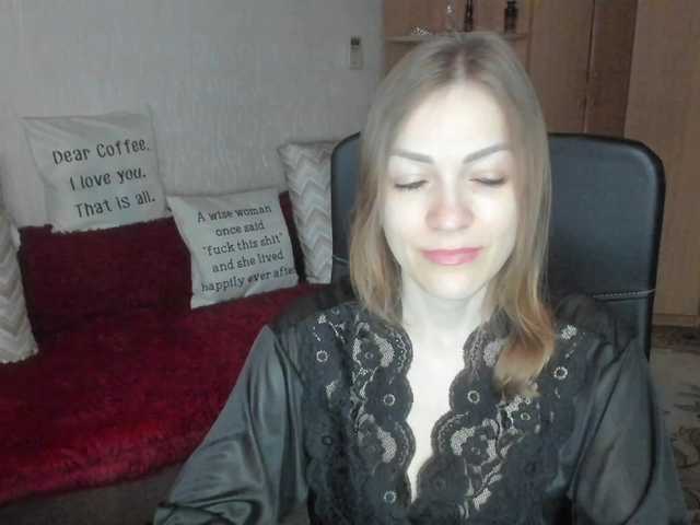 CherishSia's BongaCams show and profile