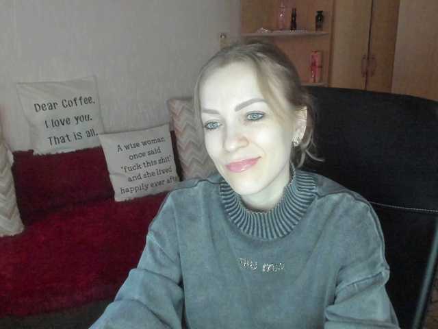 CherishSia's BongaCams show and profile