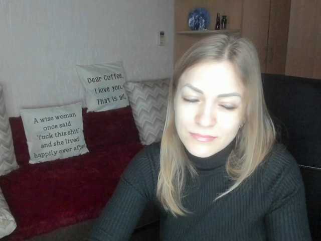 CherishSia's BongaCams show and profile