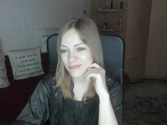 CherishSia's BongaCams show and profile