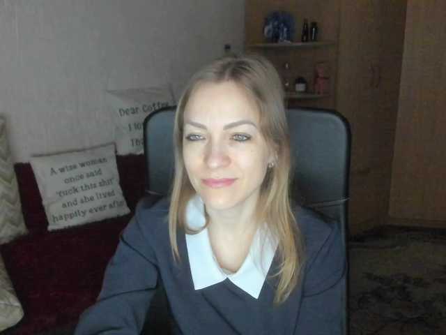 CherishSia's BongaCams show and profile