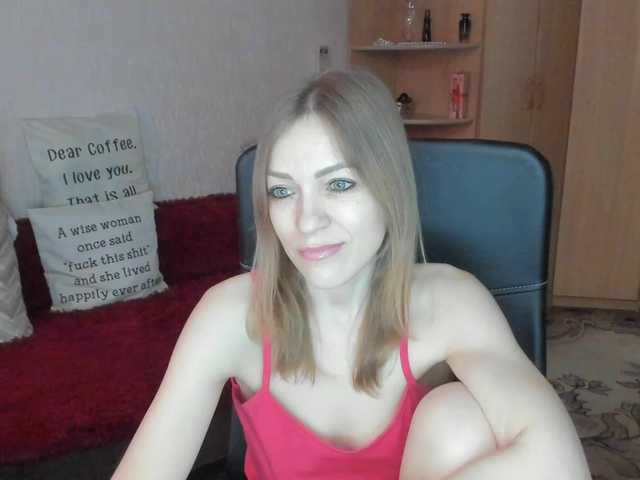 CherishSia's BongaCams show and profile