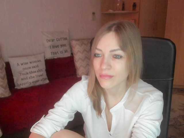 CherishSia's BongaCams show and profile