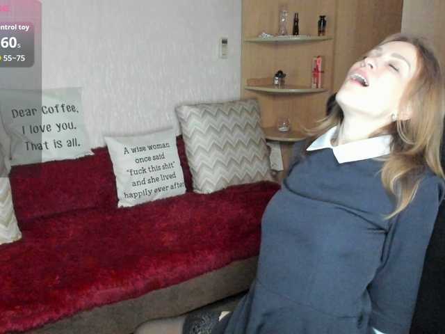 CherishSia's BongaCams show and profile