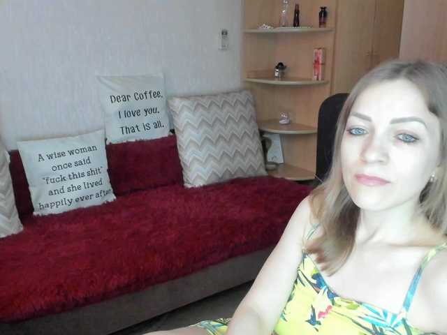 CherishSia's BongaCams show and profile