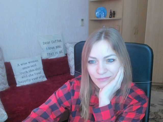 CherishSia's BongaCams show and profile