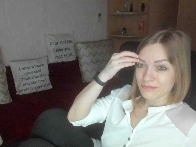 CherishSia's BongaCams show and profile