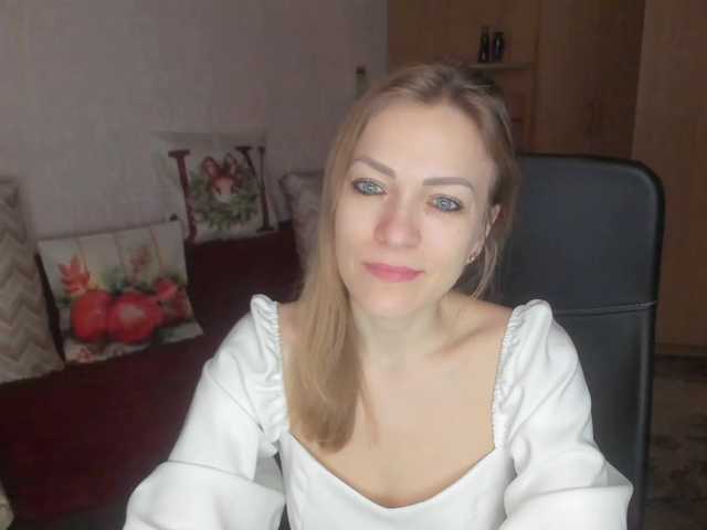 CherishSia's BongaCams show and profile
