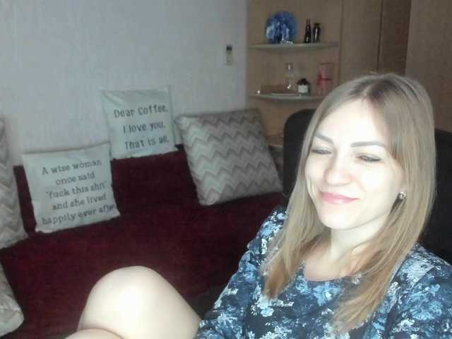 CherishSia's BongaCams show and profile