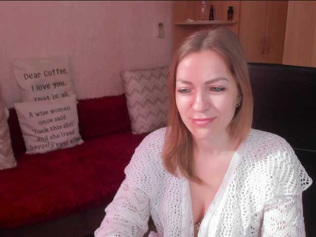 CherishSia's BongaCams show and profile