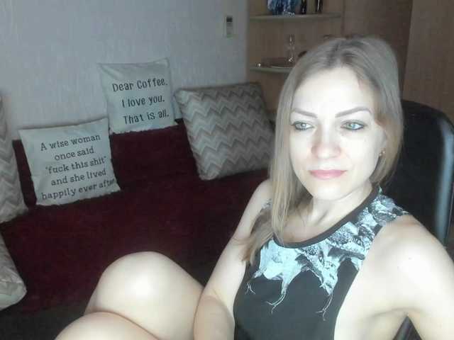 CherishSia's BongaCams show and profile