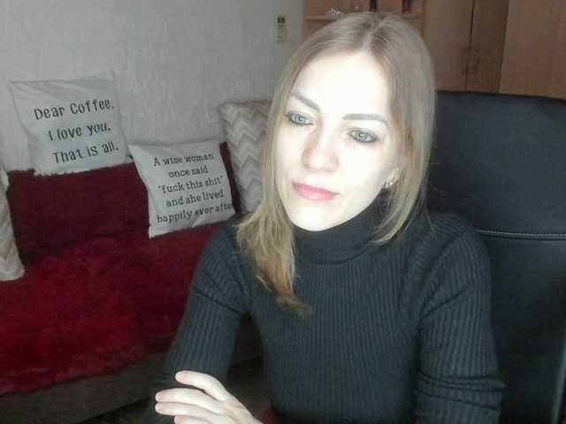 CherishSia's BongaCams show and profile