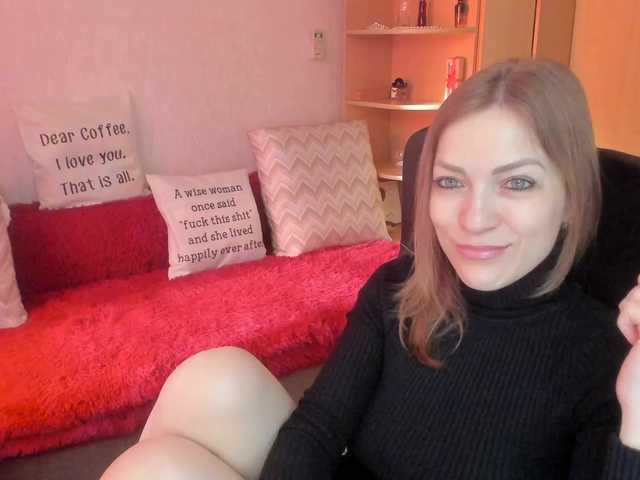 CherishSia's BongaCams show and profile