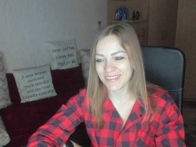 CherishSia's BongaCams show and profile