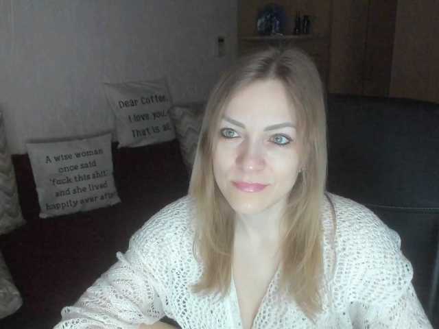 CherishSia's BongaCams show and profile