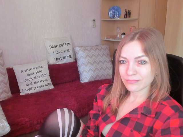 CherishSia's BongaCams show and profile