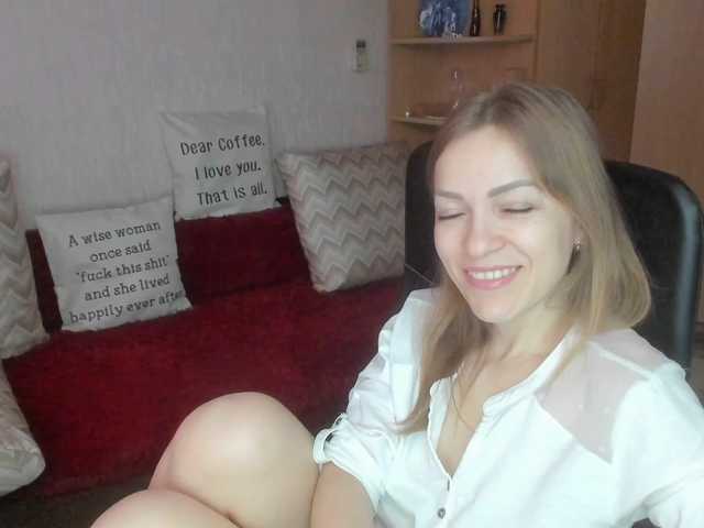 CherishSia's BongaCams show and profile