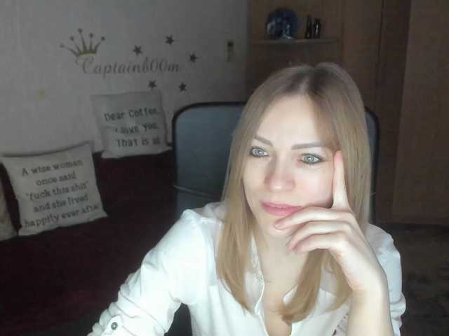 CherishSia's BongaCams show and profile