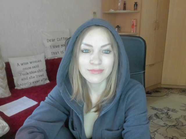 CherishSia's BongaCams show and profile