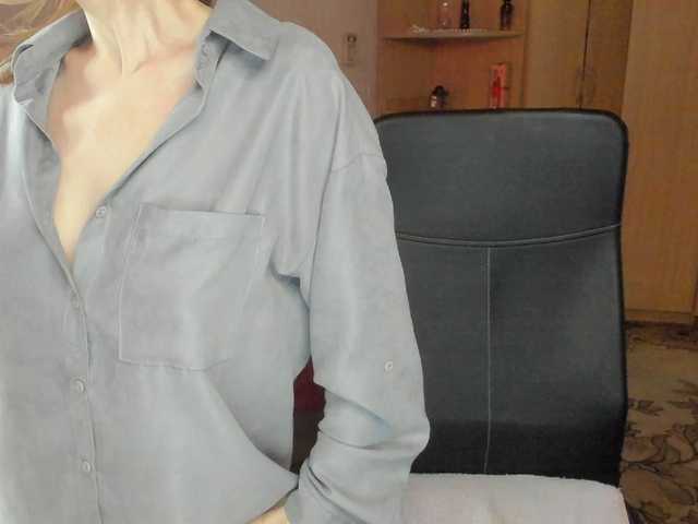 CherishSia's BongaCams show and profile