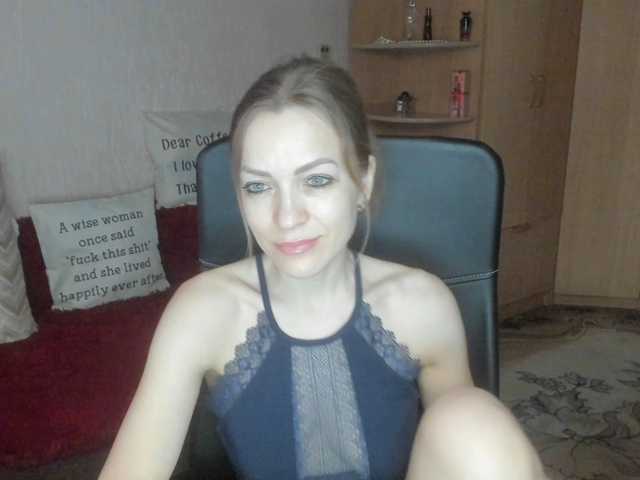 CherishSia's BongaCams show and profile