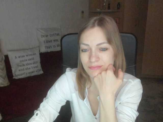 CherishSia's BongaCams show and profile