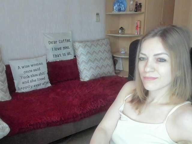 CherishSia's BongaCams show and profile