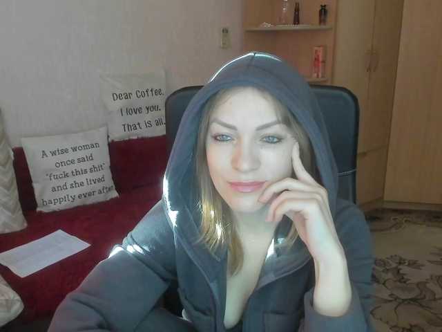 CherishSia's BongaCams show and profile